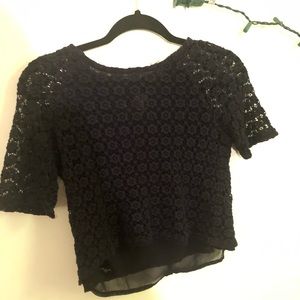 Forever 21 navy lacy crop top